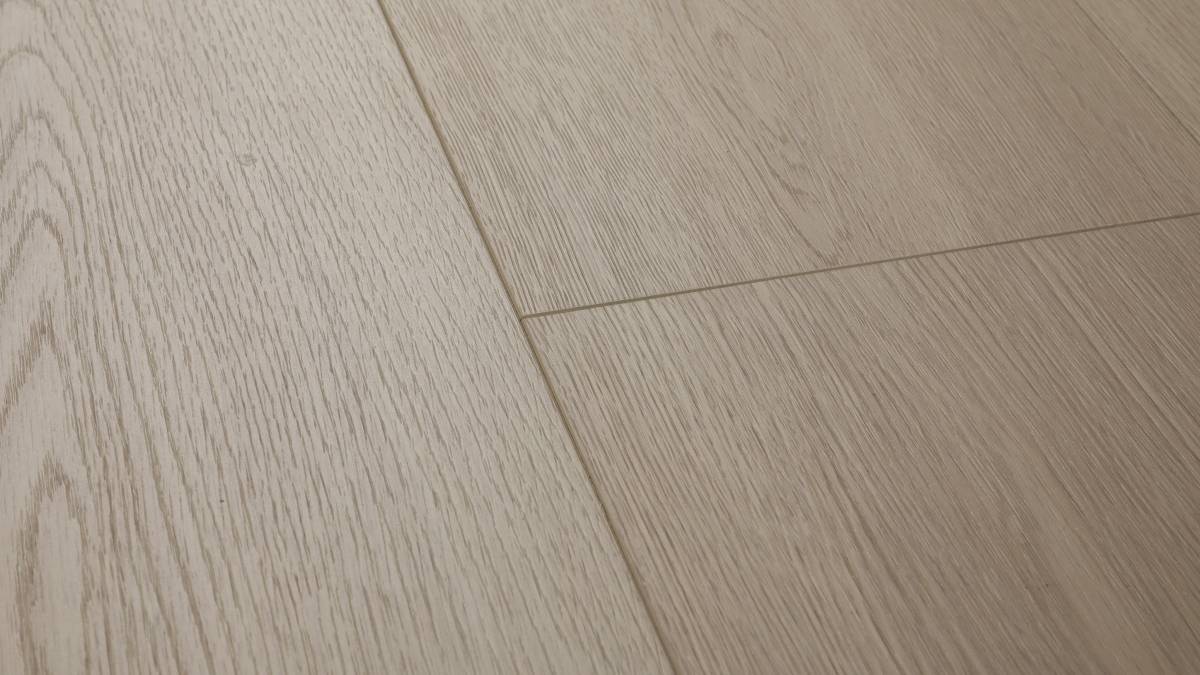 Vidar 12mm Laminate Flooring - NK25 @ $1.99/sqft - 19.08sqft/box