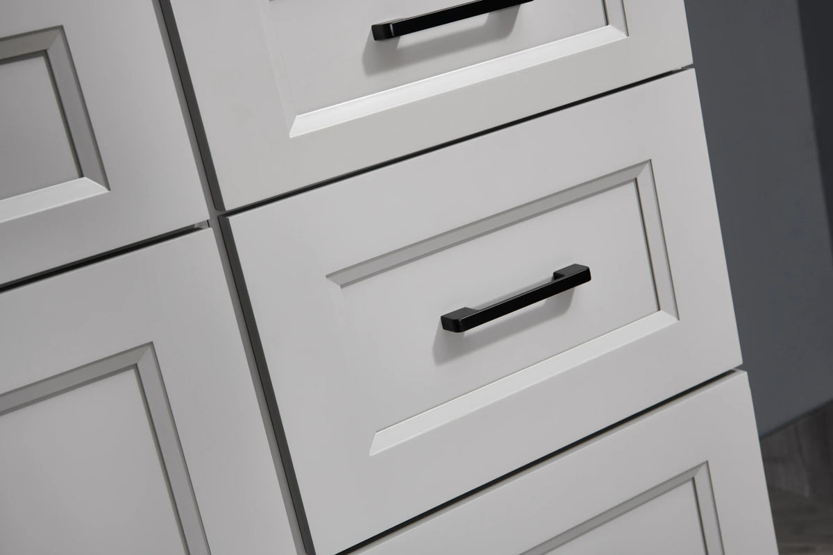 18" Linen Cabinet/Tower 3 drawer